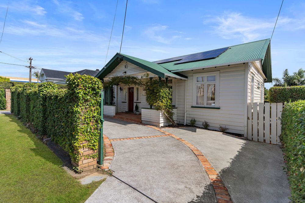 173 Lake Road, Belmont