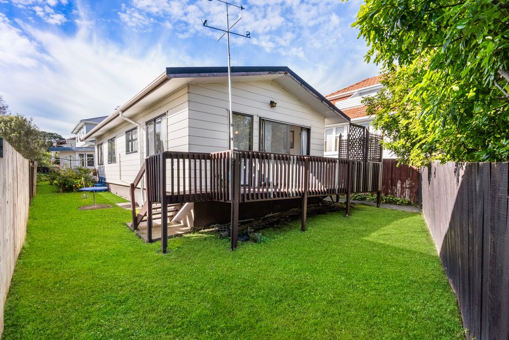 2/30 Fraser Road, Devonport