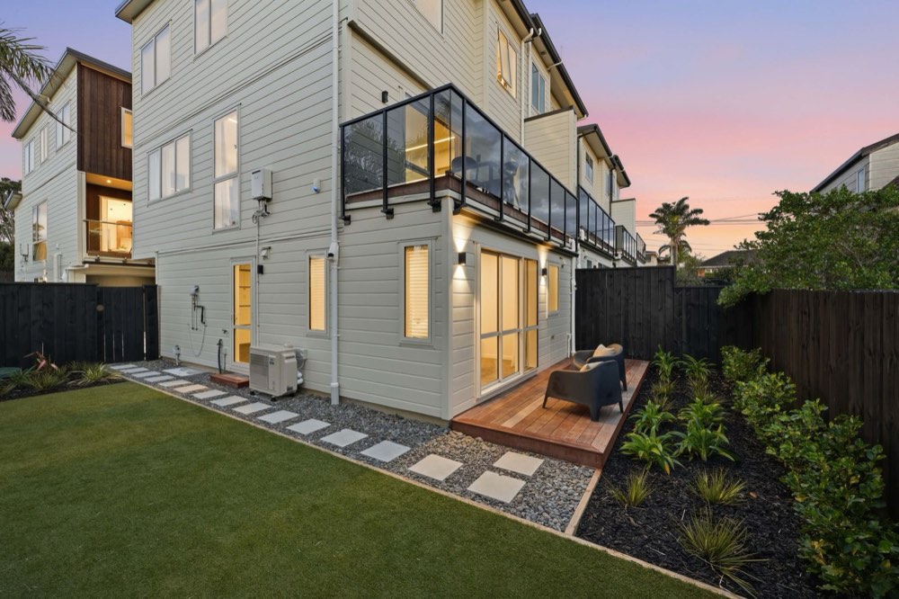 5/3 Corrella Road, Belmont