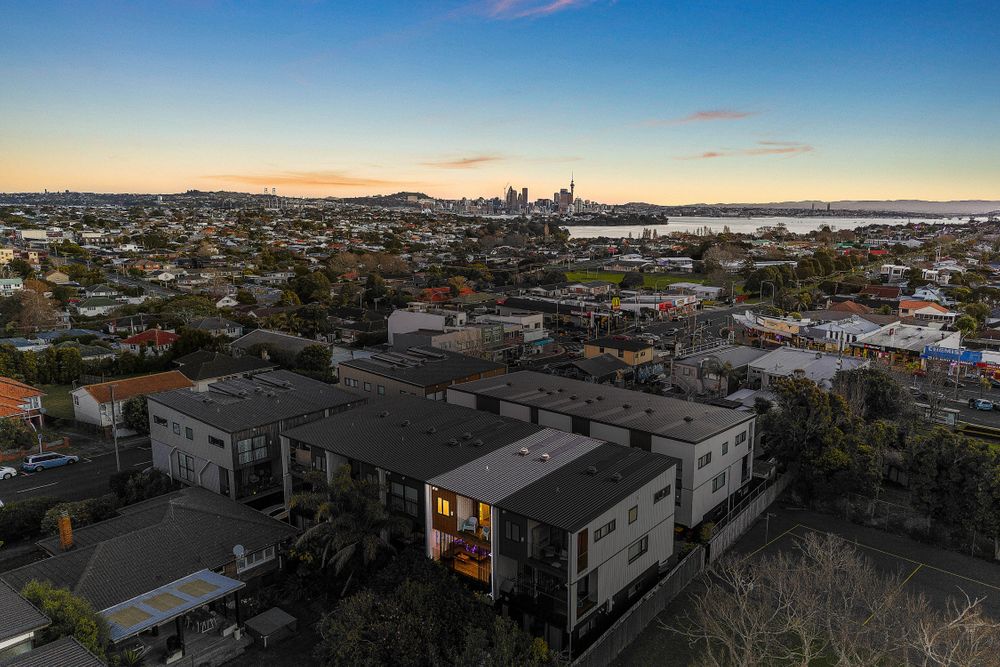 7/16 Williamson Avenue, Belmont